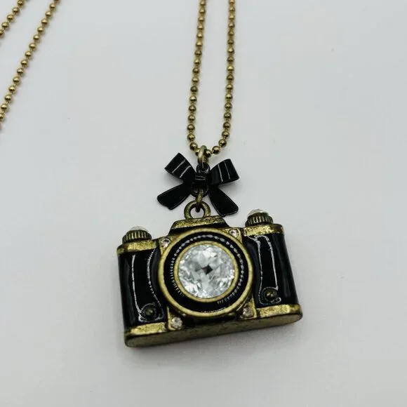 Betsy Johnson Silver Tone Camera  Black Enamel And Rhinestones Necklace - Picture 2 of 7